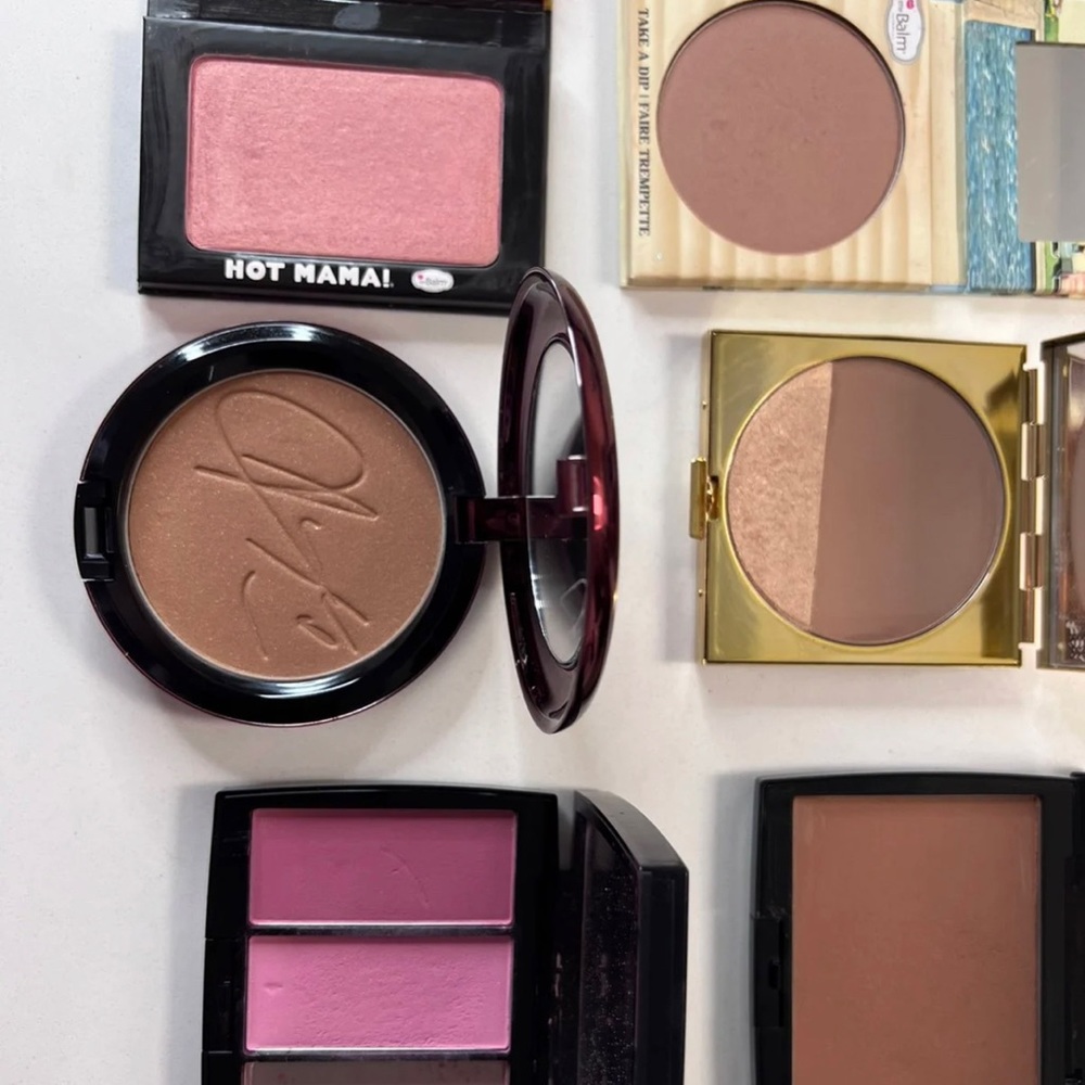 Makeup bundle